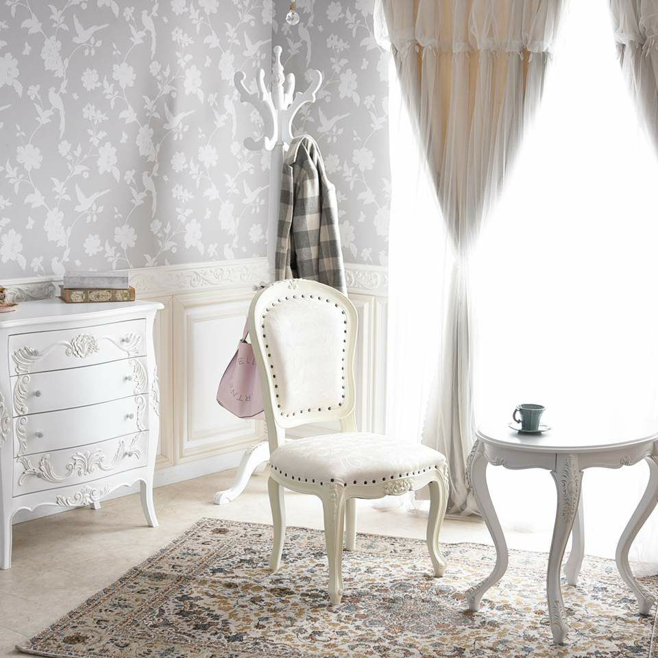 英国調 アンリヴェルデ ダイニングチェア アイボリー 猫脚 画像2