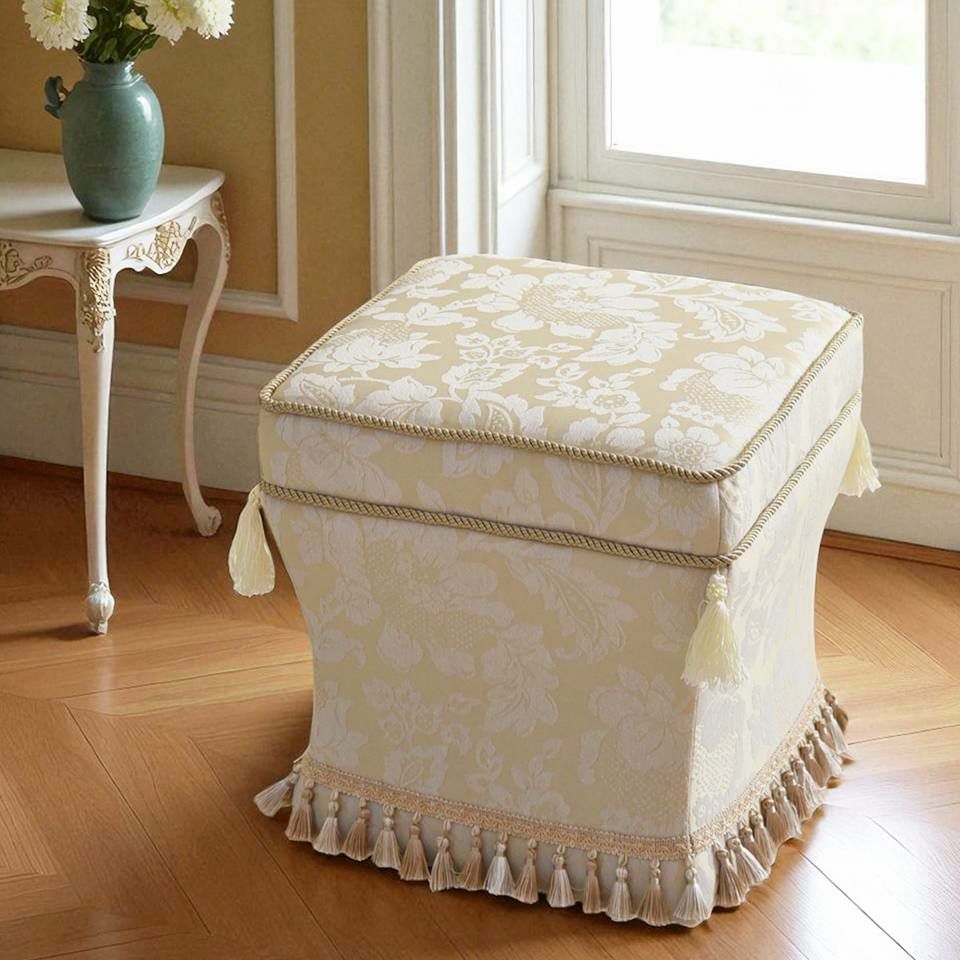 ヨーロピアン アンティーク調 タッセル付き スツール 画像12