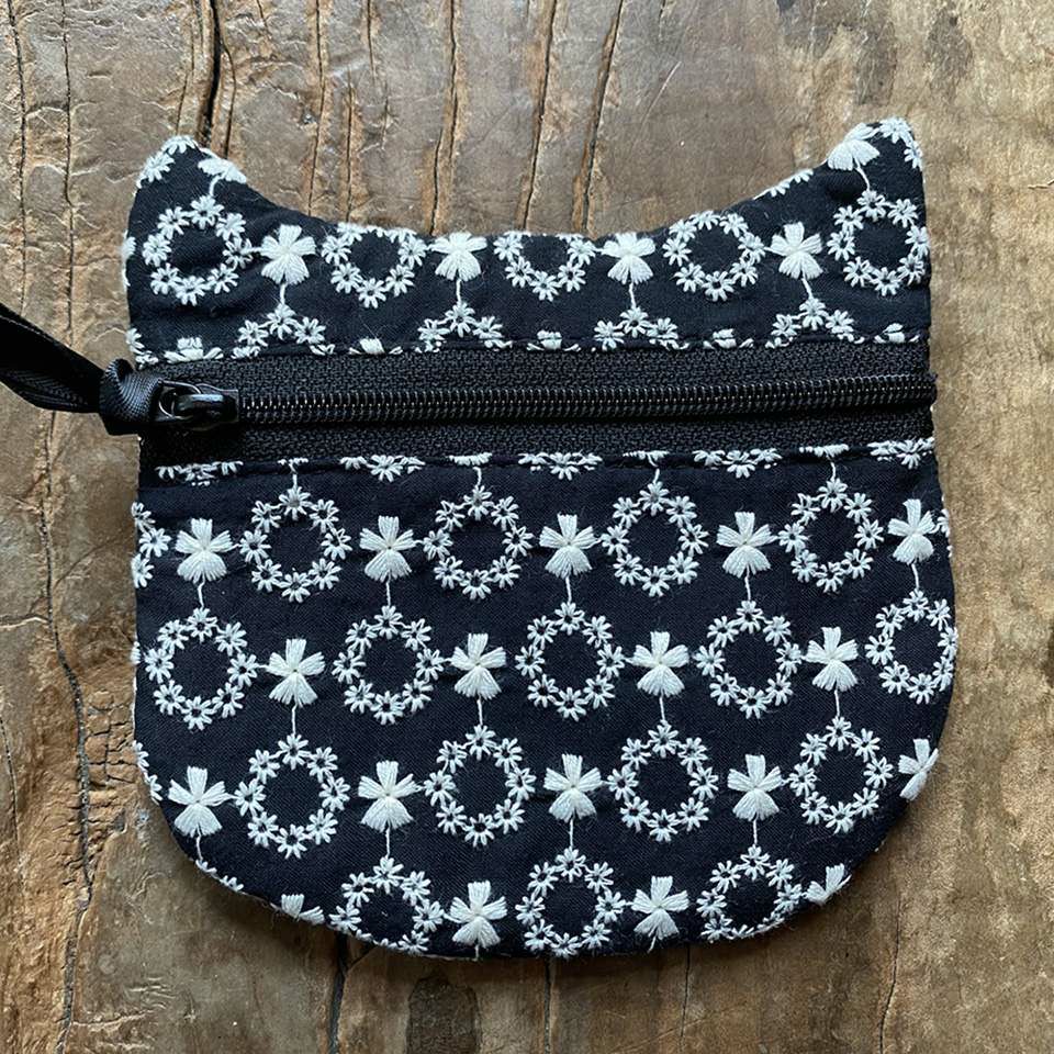 キャットポーチ ポーチ 化粧ポーチ 旅行用 レース 画像2