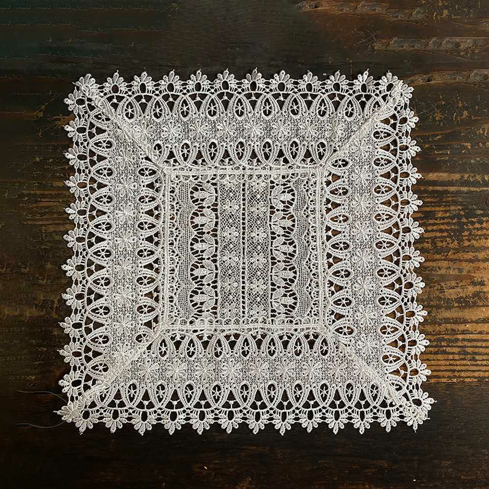 ドイリー 正方形 敷物 花瓶敷 テーブルリネン ギュピールレース 画像4