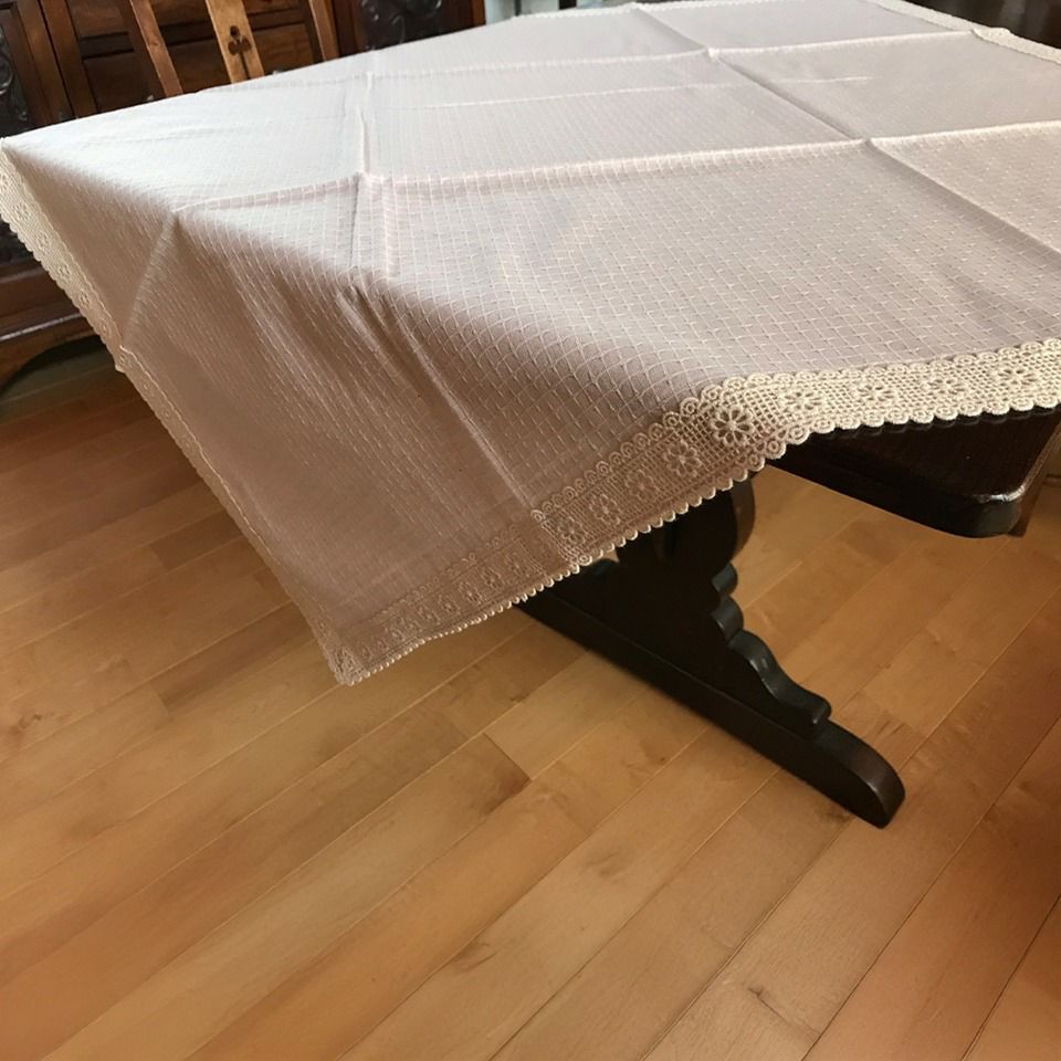 テーブルクロス 正方形 ピンク ファブリック レース 刺繍 インテリア雑貨 画像4