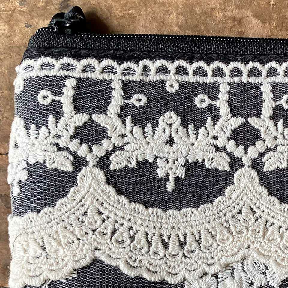ポーチ 化粧ポーチ ファブリック レース 刺繍 ファッション雑貨 画像3