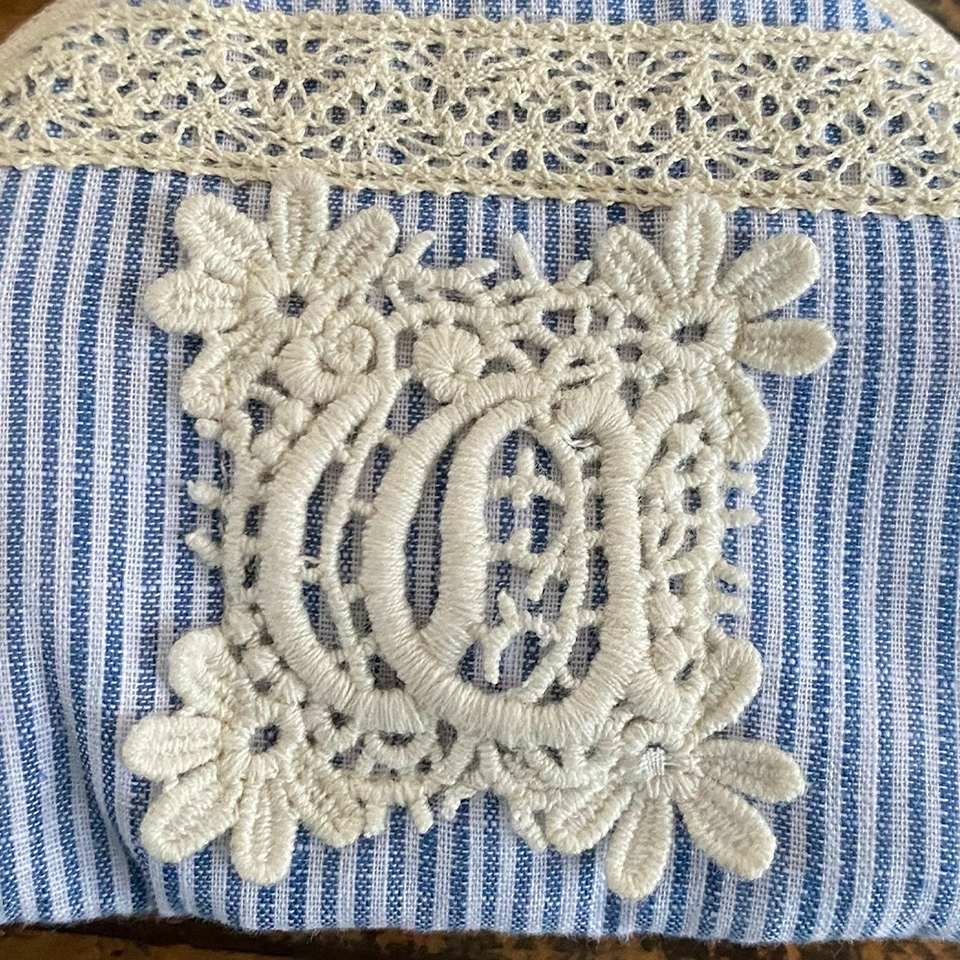 アクセサリーポーチ 化粧ポーチ ファブリック レース 刺繍 ファッション雑貨 画像3