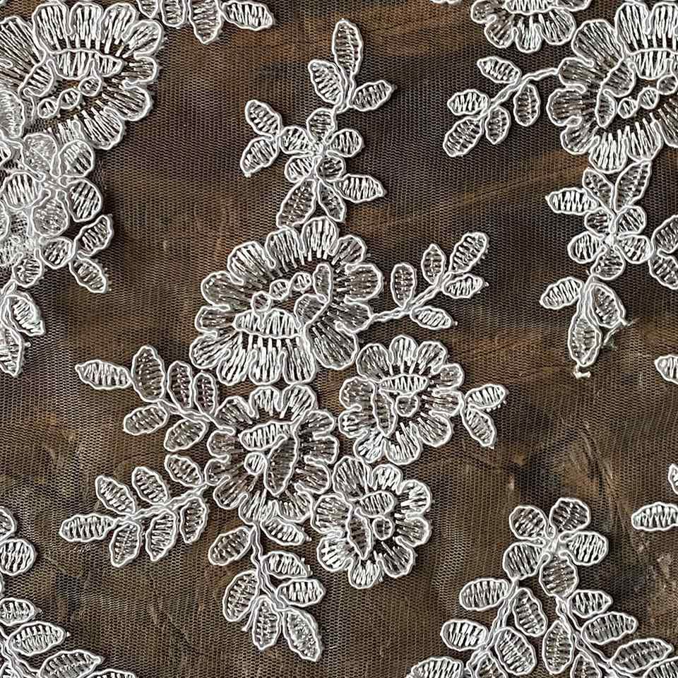 ドイリー 正方形 花瓶敷 ファブリック レース 刺繍 インテリア雑貨 画像2