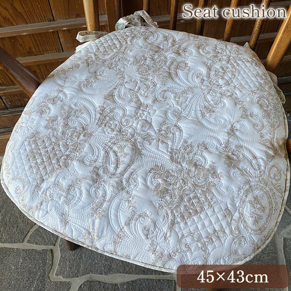 シートクッション 座面用 ひも付き キルト ベージュ 布製 インテリア雑貨 画像1サムネイル