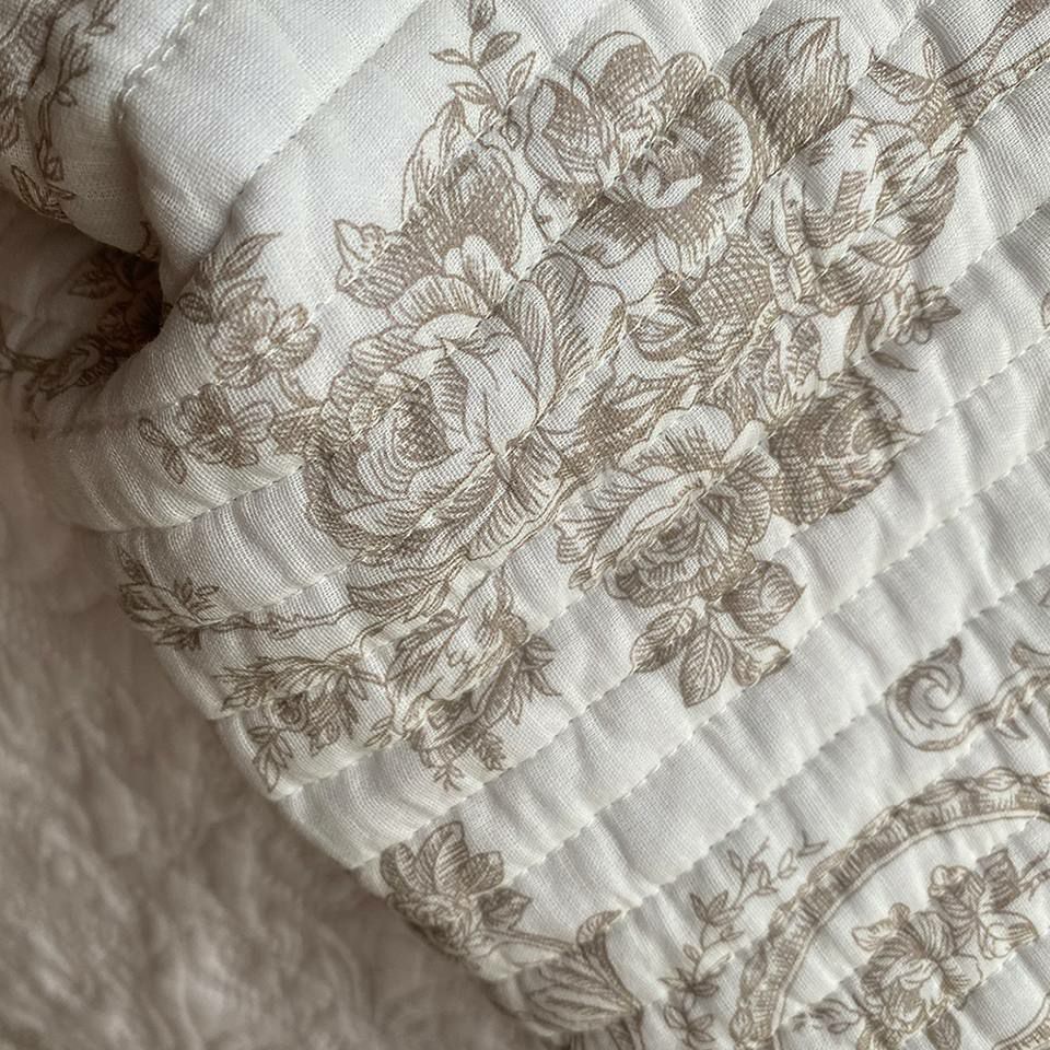 マルチカバー キルト ベージュ 布製 リバーシブル インテリア雑貨 画像2