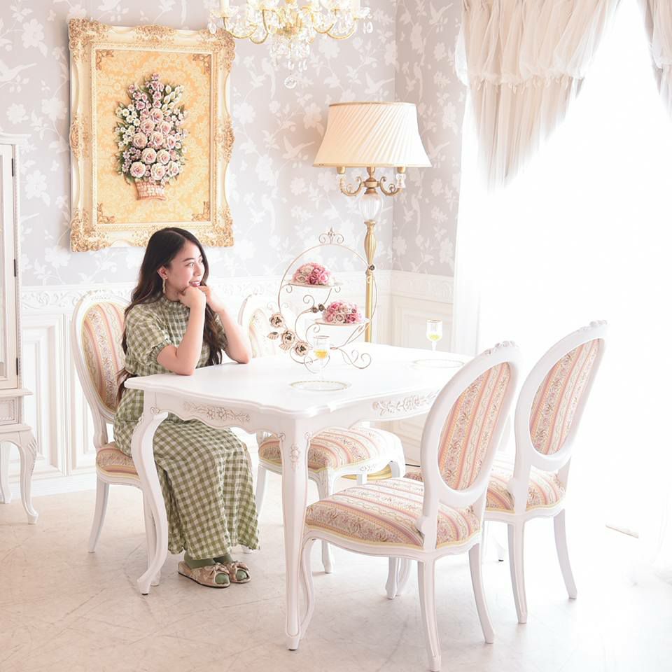 初売り限定 ロココ調 ダイニング家具 2点パック 4人用テーブル キャビネット 画像11